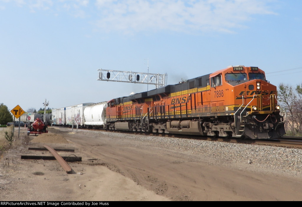 BNSF 7898 East